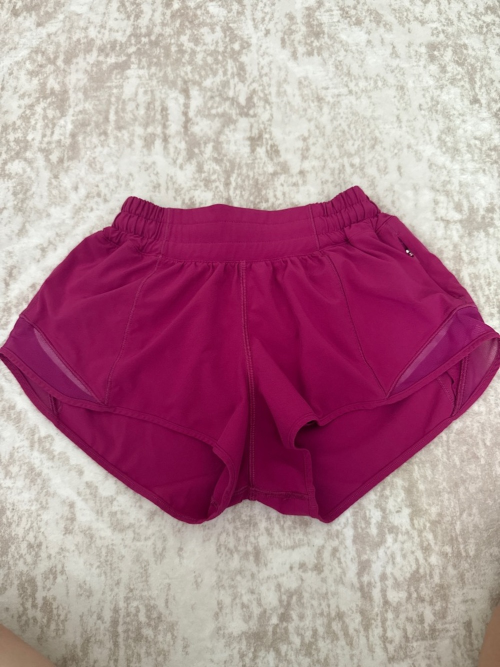 Lululemon Hotty Hot Shorts Ripened Raspberry Size 2 Low Rise 2.5”